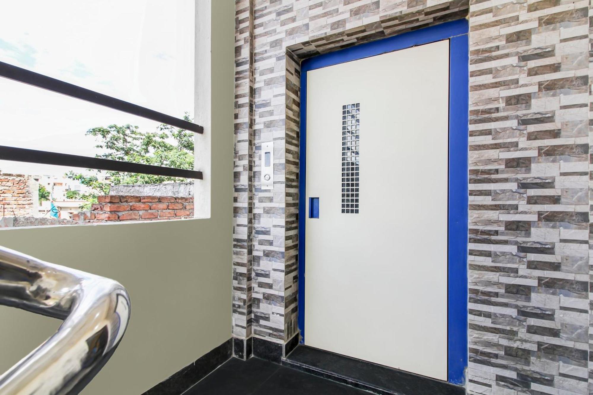 Hotel O Home Comfortable Stays, Near Aasam Gadh Current Office Sururnagar Dış mekan fotoğraf